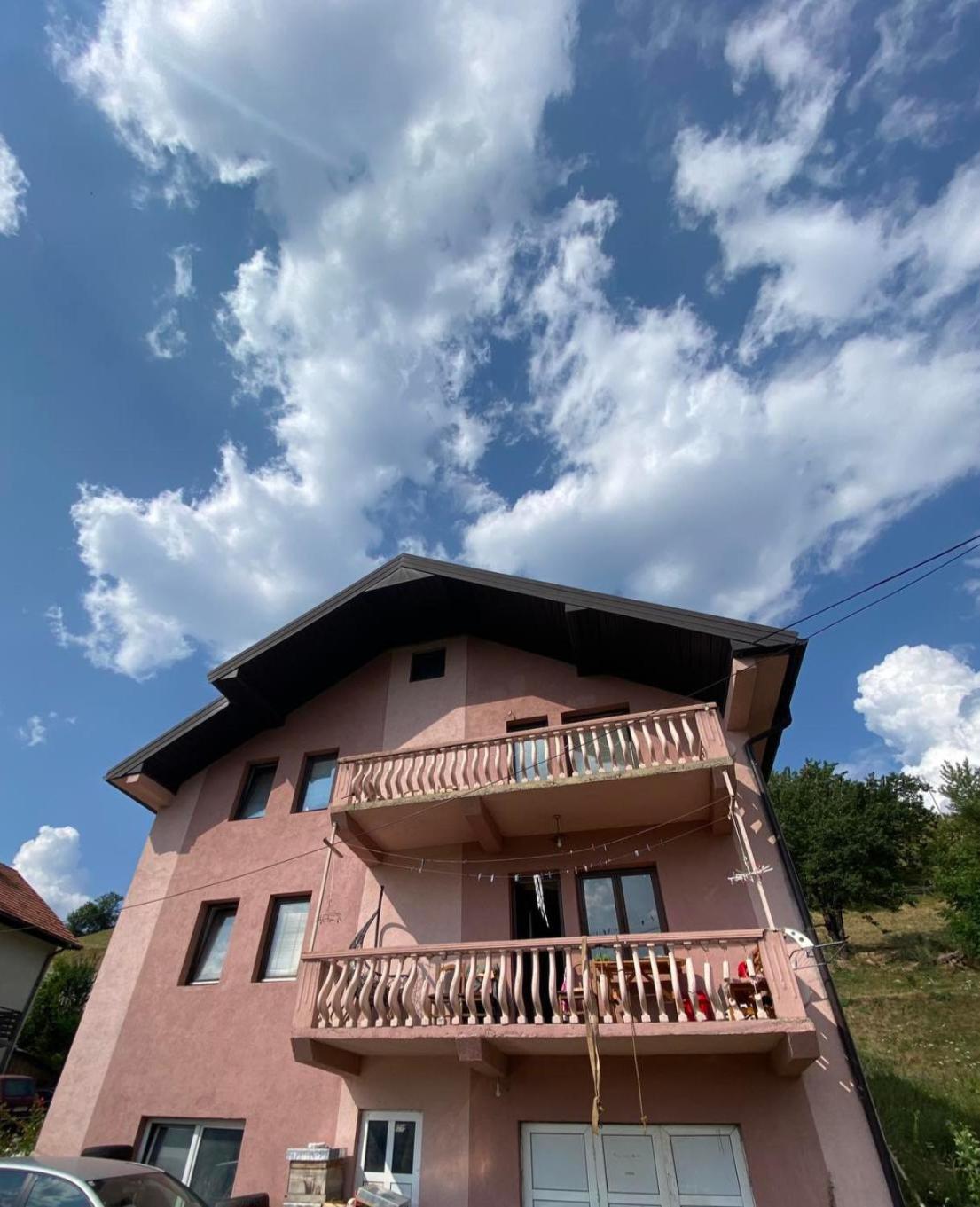 Eco Village Jasavic Plav Exterior photo